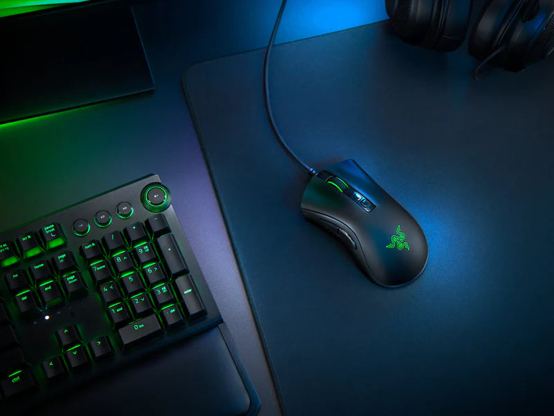はじめてRazer(レイザー)製のマウスを購入される方へ。エントリーモデル「DeathAdder Essential」とハイエンドモデル「Basilisk V3 Pro」は何が違うか比較してみた