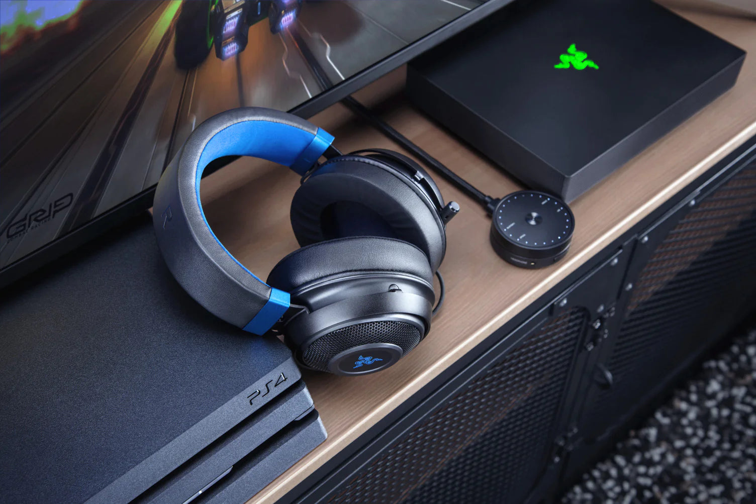 ゲーマー女子が解説!Razer(レイザー)商品でお気に入りのヘッドセット!私の好きなRazer商品をご紹介します!(個人的な感想)