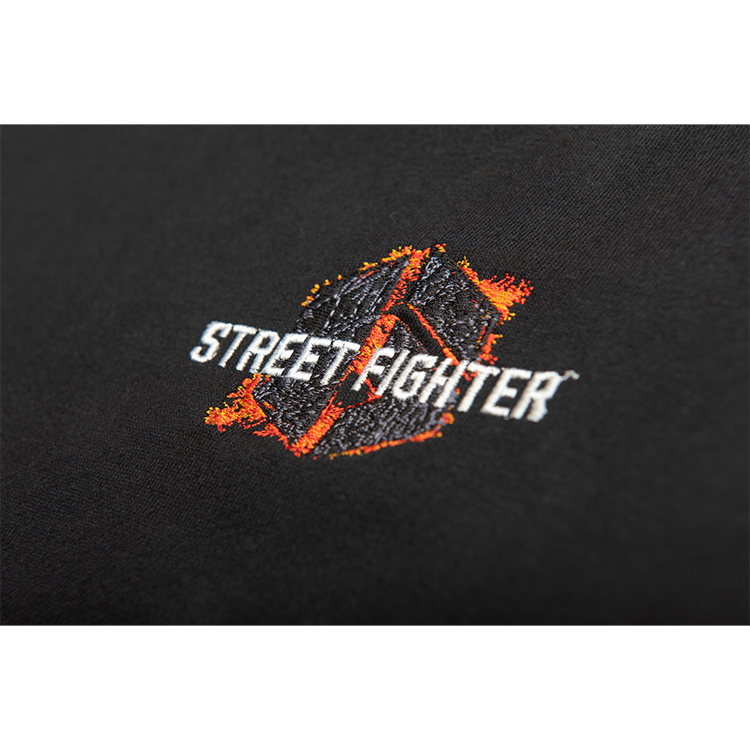 ストリートファイター SF6ロゴ刺繍 プリント ロンT ブラック thumbnail 3