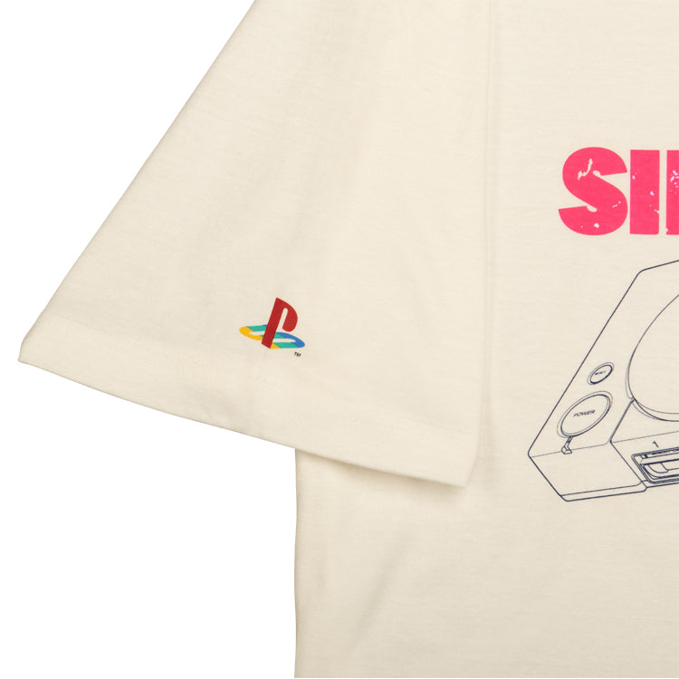 【予約受付中】Heritage プリントTシャツ / PlayStation™ バニラホワイト thumbnail 4