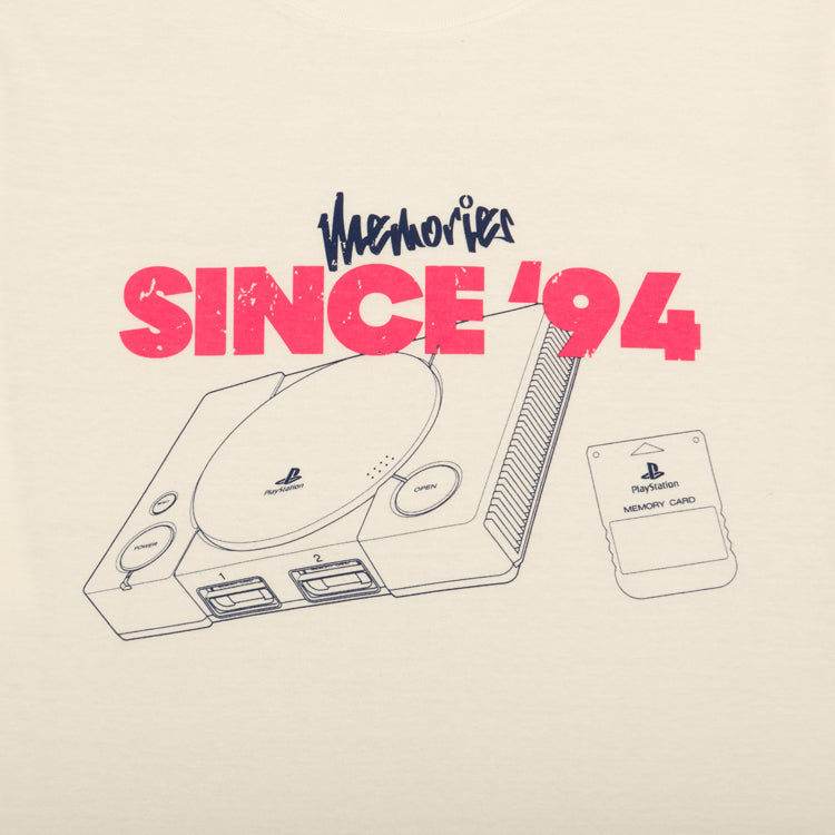 【予約受付中】Heritage プリントTシャツ / PlayStation™ バニラホワイト thumbnail 3
