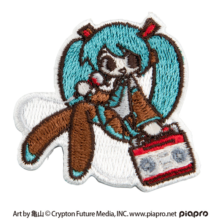 【予約受付中】初音ミク 刺繍ステッカー (初音ミク Art by 亀山 ラジカセ)